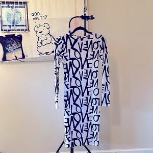 Pencil dress with the best message. Especially now😻